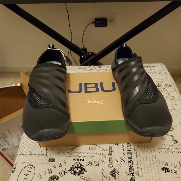 Water Shoes By JBU.... - Picture 1 of 4